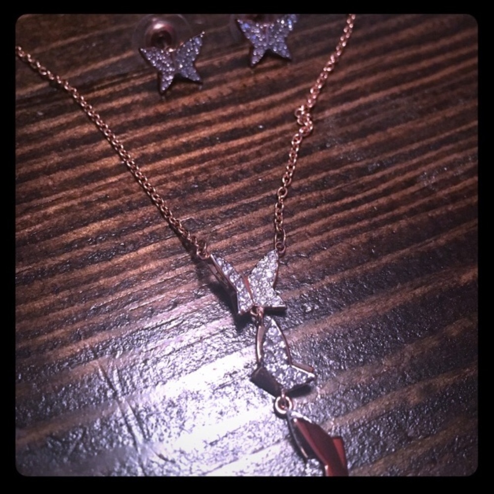 Swarovski Crystal Rose Gold Necklace Earring Set